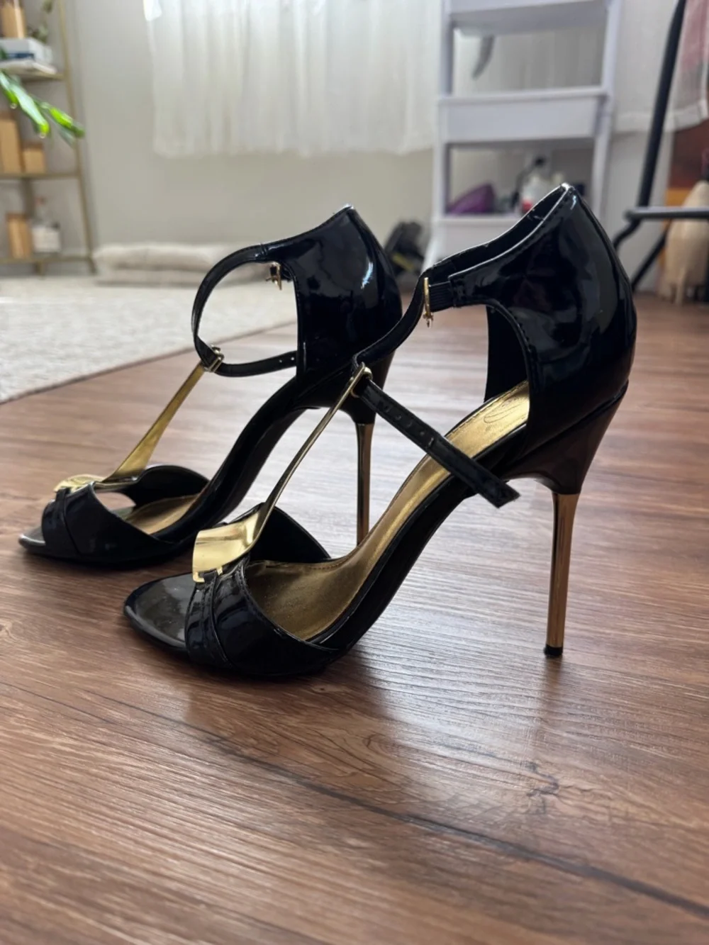 Wild Diva Black Patent Heels with Gold T-Bar Accent - Picture 8 of 11